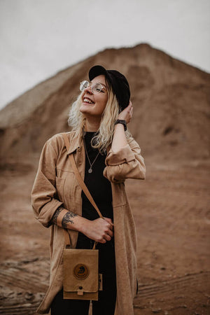 PAPERO Handy Umhängetasche BUTTERFLY aus Papier für Passport Reisen Freizeit